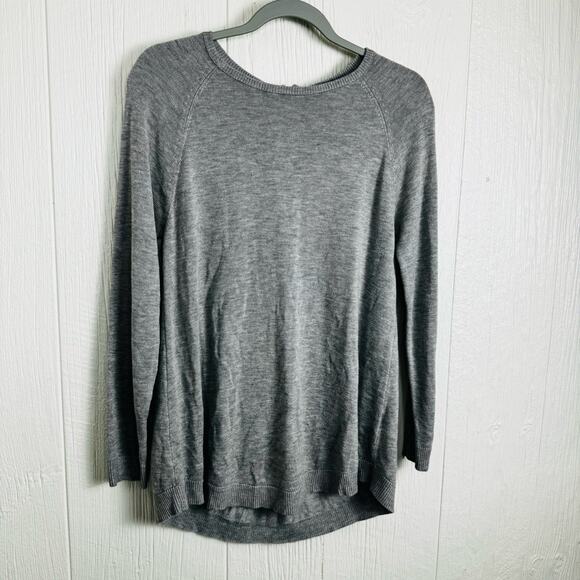 Joan Vass Gray Cashmere Rayon Blend Sweater Top Long Sleeve Zip Back Size Medium - Picture 10 of 11